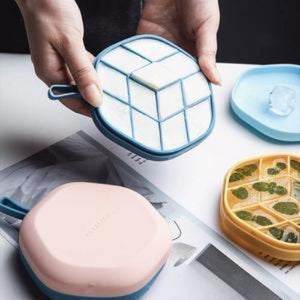 LifeProofLab - LifeProofLab™ Stackable Ice Cube Tray -